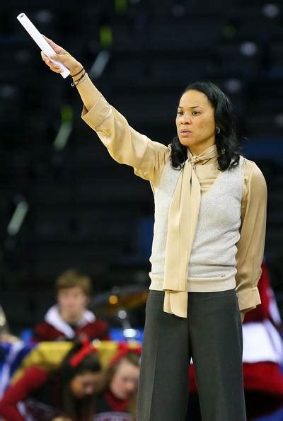 dawn staley win loss record